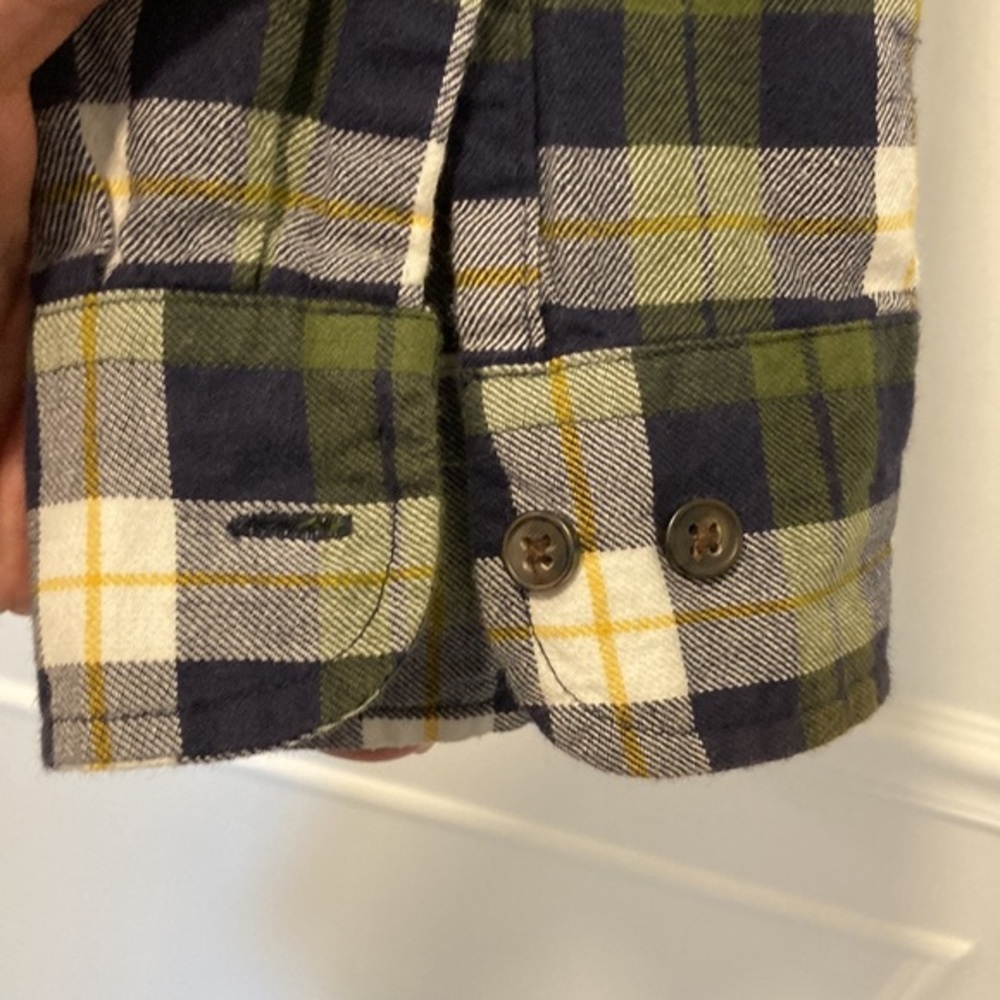 The Foundry Supply Co. (2 SHIRT BUNDLE) Men's Plaid Green and Plaid Blue… - Picture 6 of 9